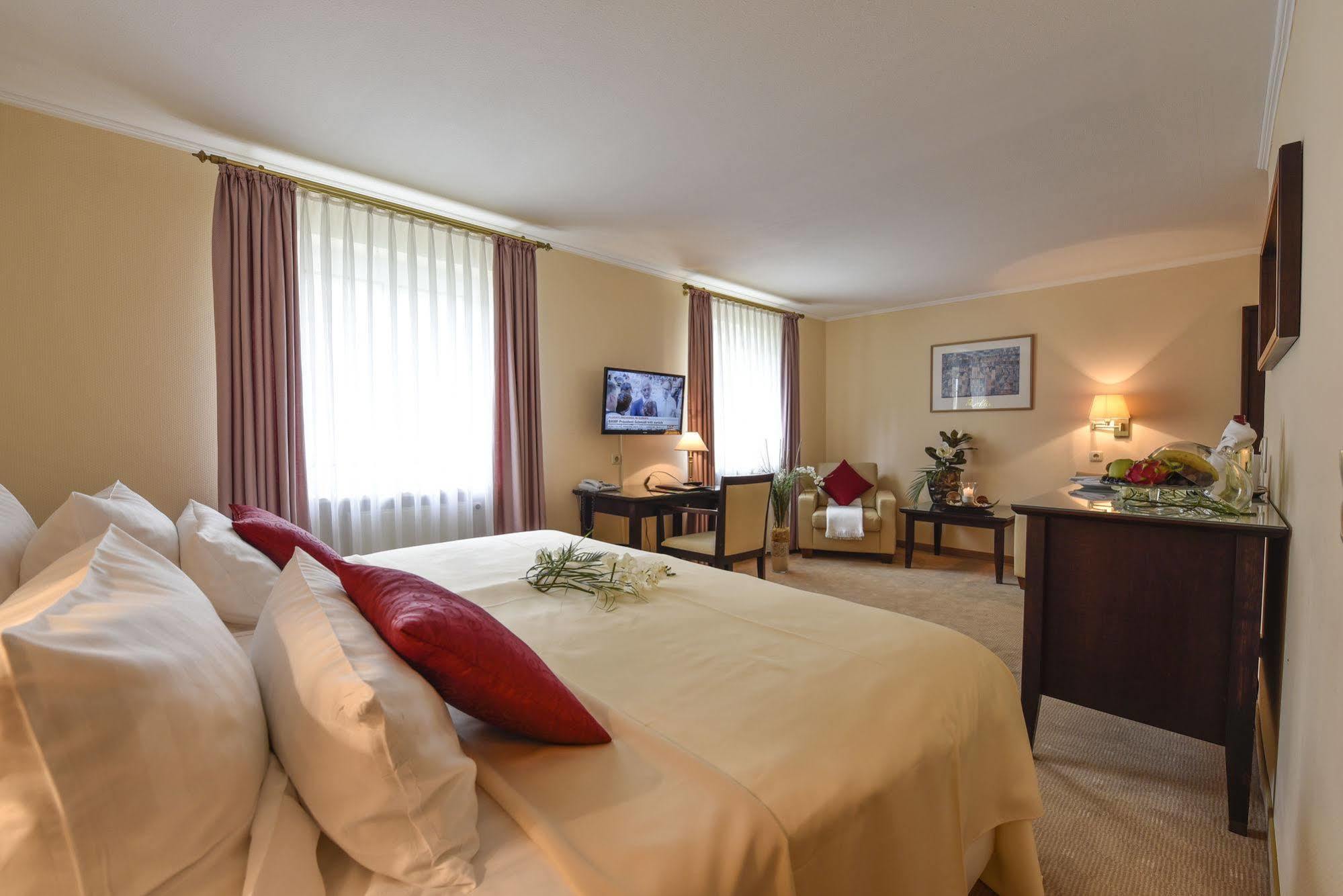 Atrium Hotel Amadeus Osterfeld Bagian luar foto